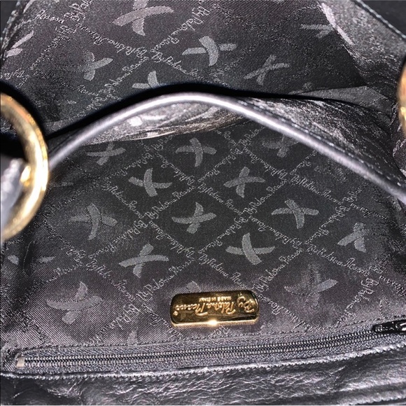 Paloma Picasso 2 way leather bag. - Picture 3 of 8